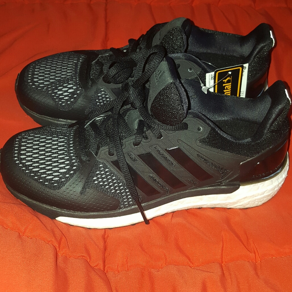 Womens Adidas size 6 boost st